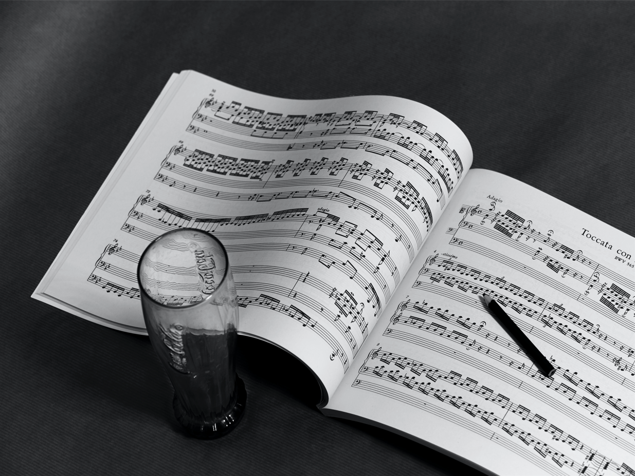 ブラザーズ・フォア 楽譜 ※片方多少の書き込みと表紙ボロで落書き Watagashi Back Number Sheet Music for Piano (Solo) Easy